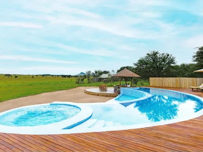ONH-F-Pool-1920x1200-Main