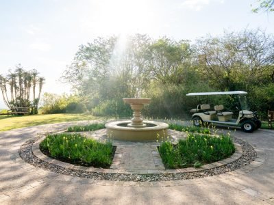 sasakwa_lodge_turning_circle_daytime_osse_sinare