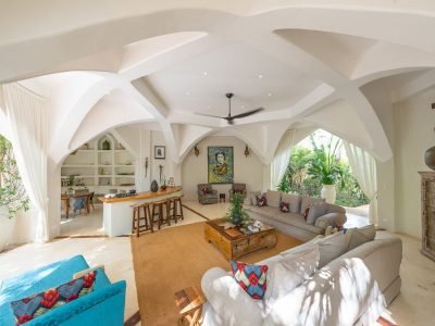 villa-mbingu-living-area