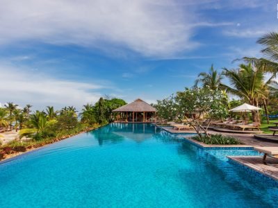 zuri-swimming-pool2